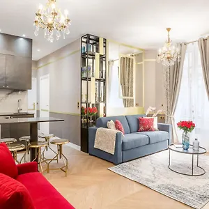 Merveil - Luxury - Tour Eiffel - Laos Apartment